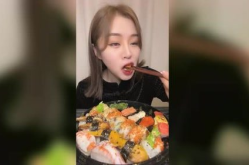 广东小姐姐吃寿司吗,寿司的诱惑与魅力